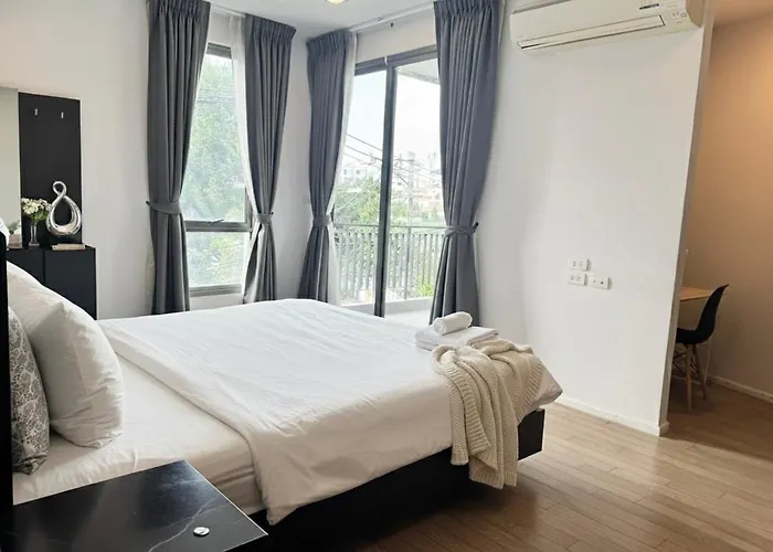 Luxury 2 Bed 2 Bathroom Near Qsncc 400m Mrt * Bangkok